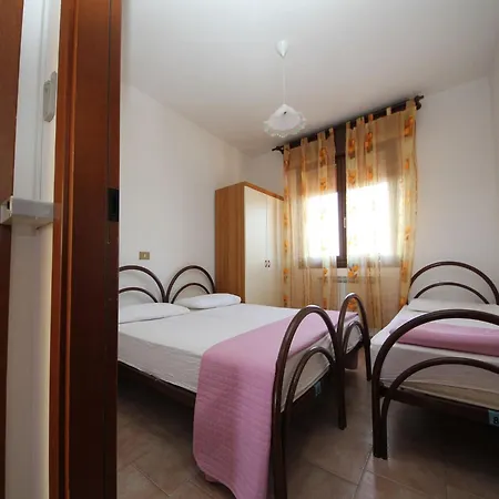 Cozy Near The In Apartment Rosolina Mare