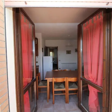 Cozy Near The In Rosolina Mare