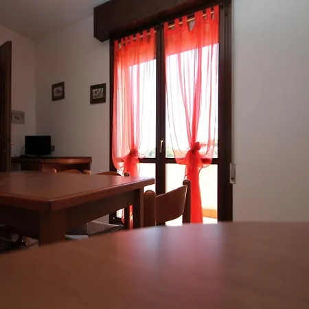 Cozy Near The In * Rosolina Mare